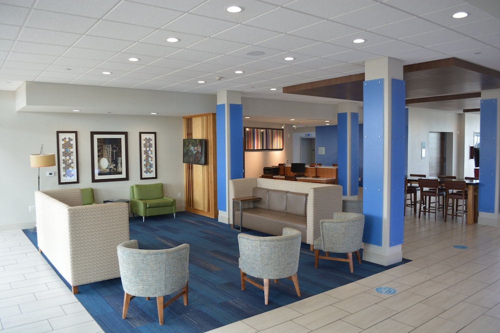 Holiday Inn Express & Suites Liberal by IHG - photo 22