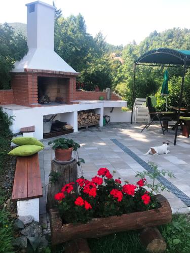 Kuća Pink - carbon neutral hotel in Lokve