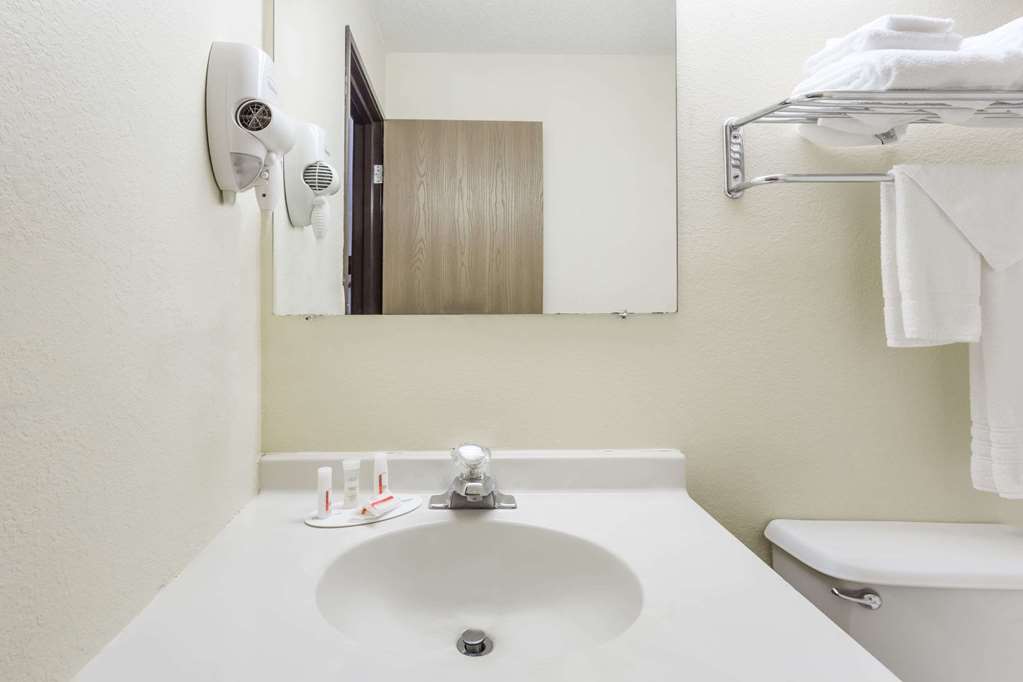 Super 8 by Wyndham Danville VA - photo 8