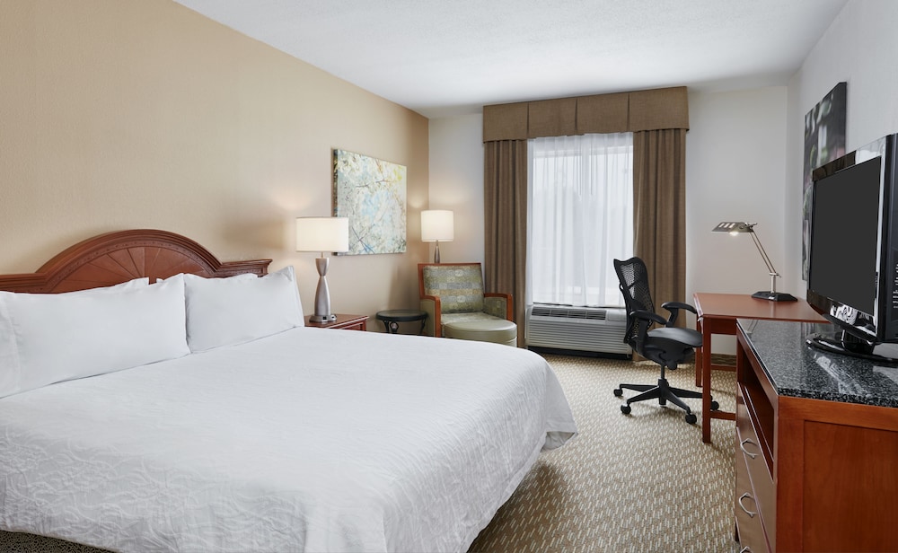 Hilton Garden Inn Charlotte North - photo 5