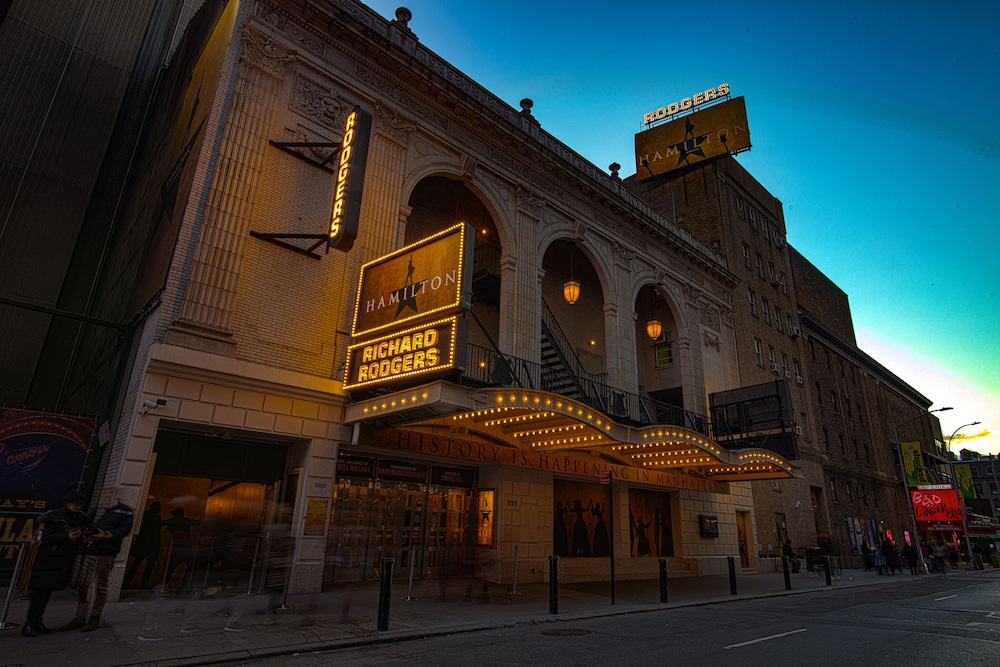 Hotel Belleclaire - photo 100