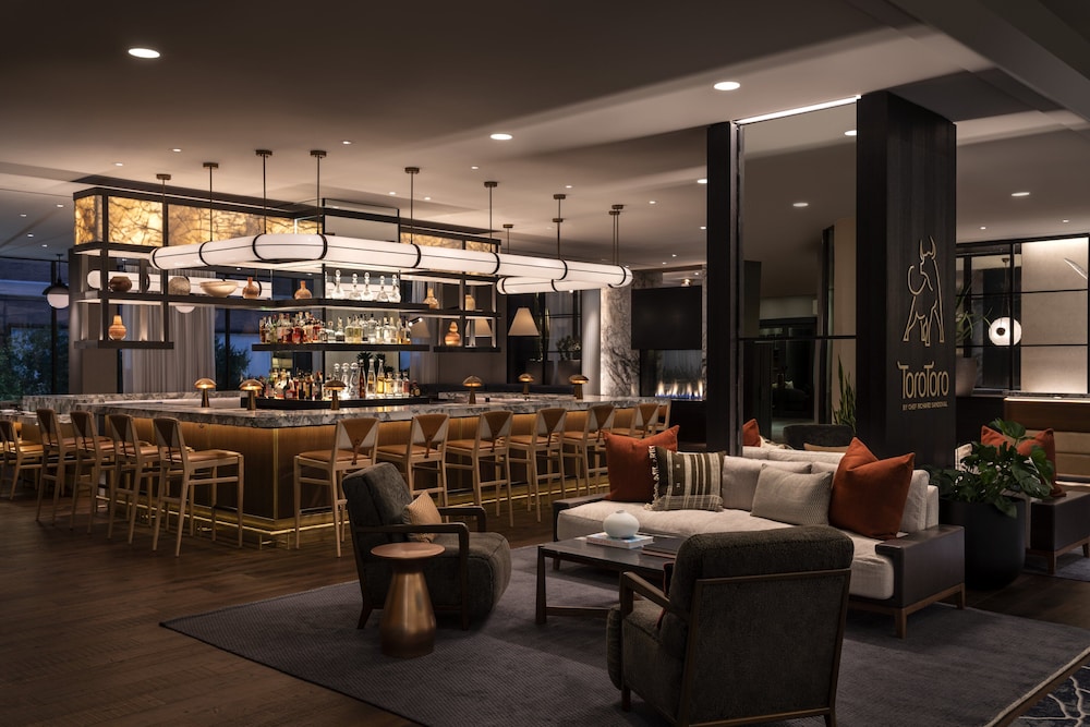 Four Seasons Hotel Houston - photo 75