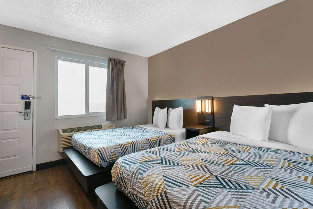 Motel 6 Merced CA North - photo 16