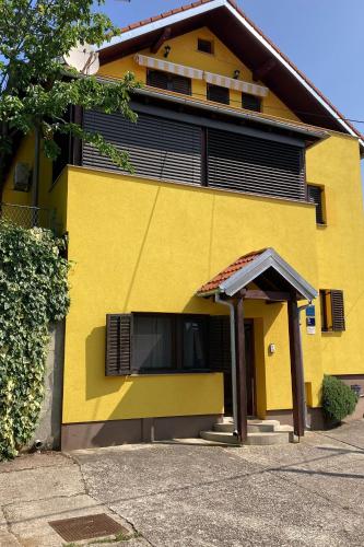 Apartments with parking space Zagreb 24661 — 4-Star Luxury Hotel in Zagreb, Croatia