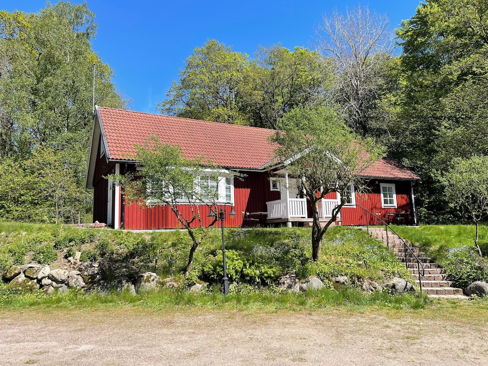Långstorp 200 Gästhem i Höör vänster in Hoeoer, Sweden