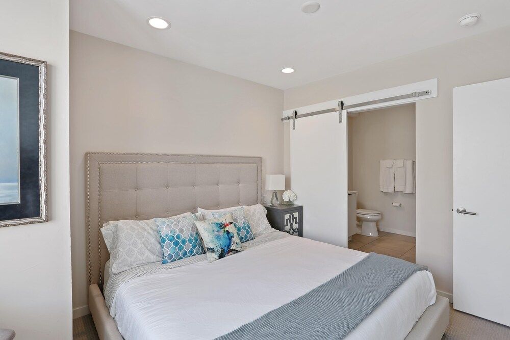 Rooftop Townhome Walk to Sloan s Lake & Stadium - photo 12