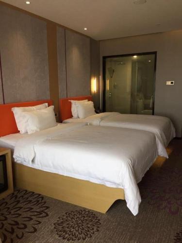 7Days Premium Chengdu New Century Global Centre New Exhibiton Branch - carbon neutral hotel in Chengdu