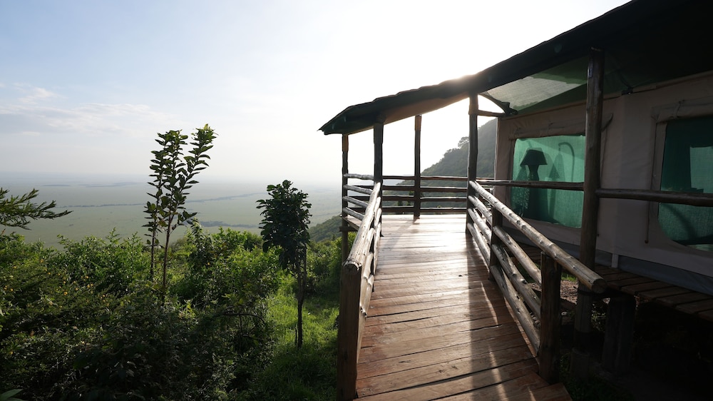 Mara Engai Wilderness Lodge — 4-Star Luxury Hotel in Narok, Kenya