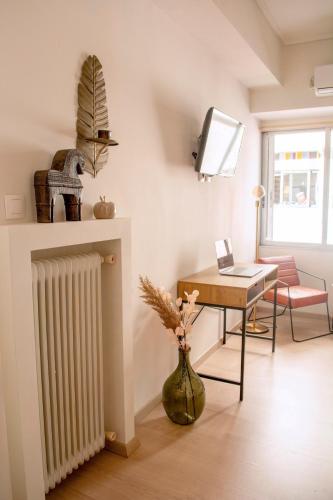 Studio in trendy Pagkrati district — 4-Star Luxury Hotel in Athens, Greece