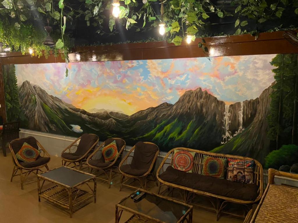 Forrest Hostels