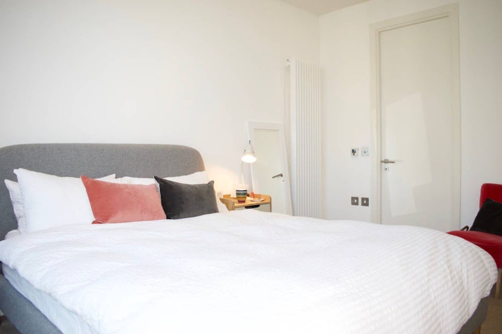 Simpsons Loan 428 — 4-Star Luxury Hotel in Edinburgh, United Kingdom