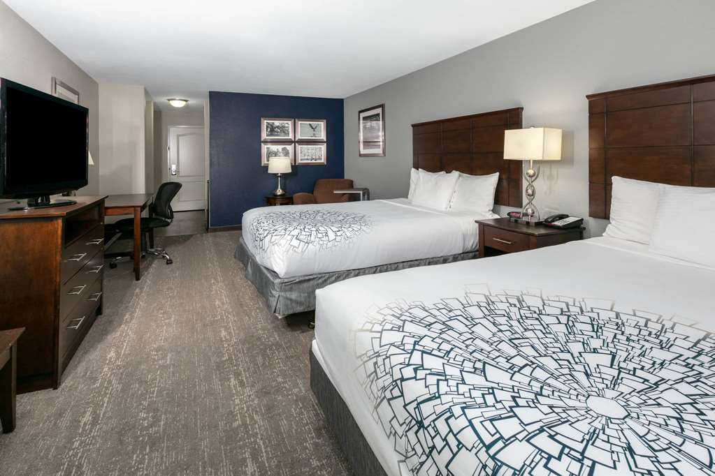 La Quinta Inn & Suites by Wyndham Horn Lake Southaven Area - photo 18