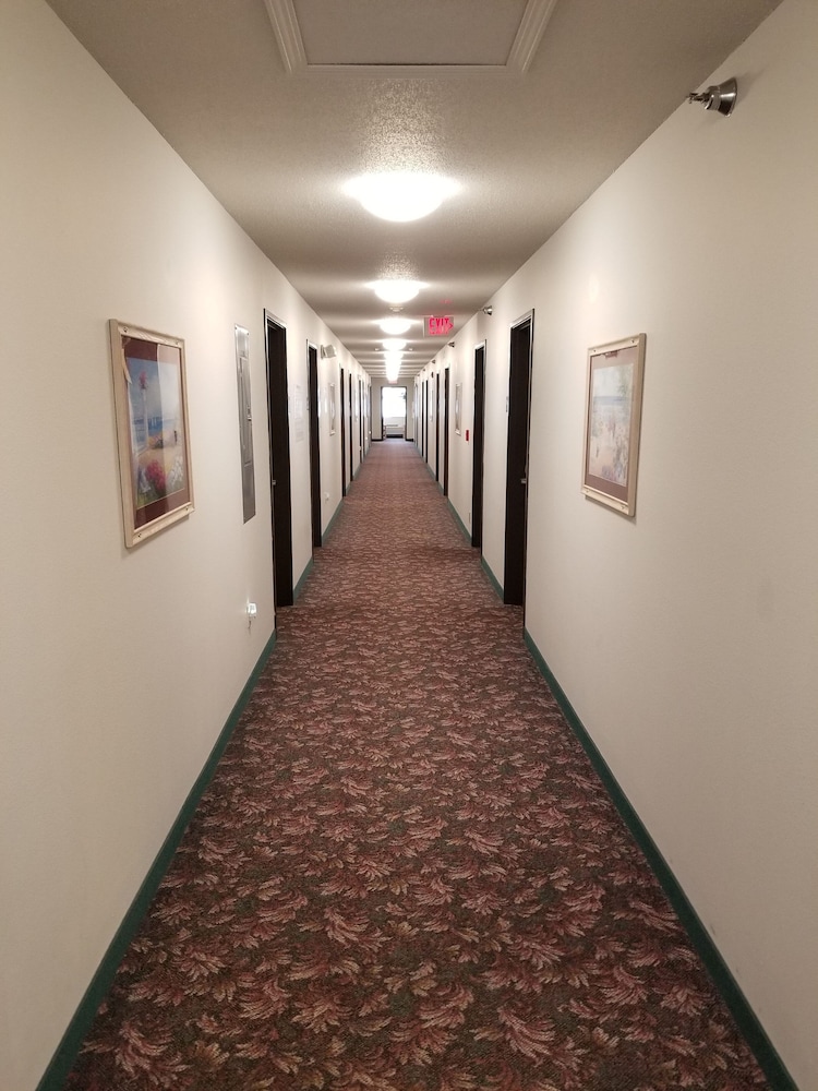 Bilmar Inn & Suites Dell Rapids Near Sioux Falls - photo 135