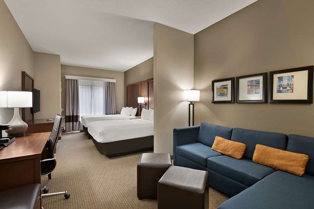 Comfort Suites Hummelstown Hershey - photo 14