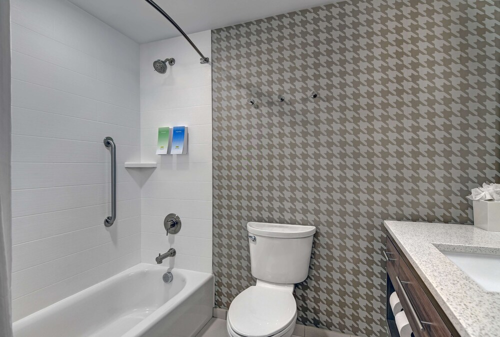 Home2 Suites by Hilton Bordentown - photo 27
