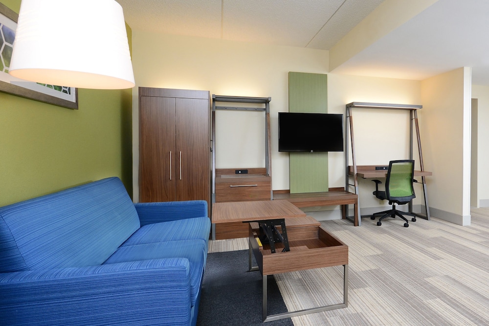 Holiday Inn Express & Suites Raleigh Durham Airport at RTP by IHG - photo 4