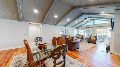 15 Promontory Ct - photo 8