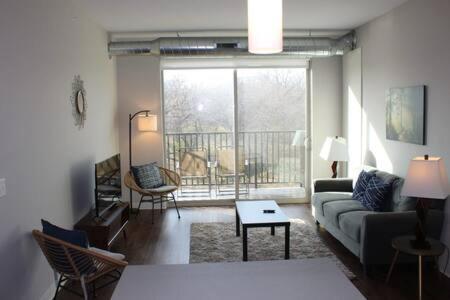 4 mi to Jack Thrice Stadium amenities — 4-Star Luxury Hotel in Ames, United States