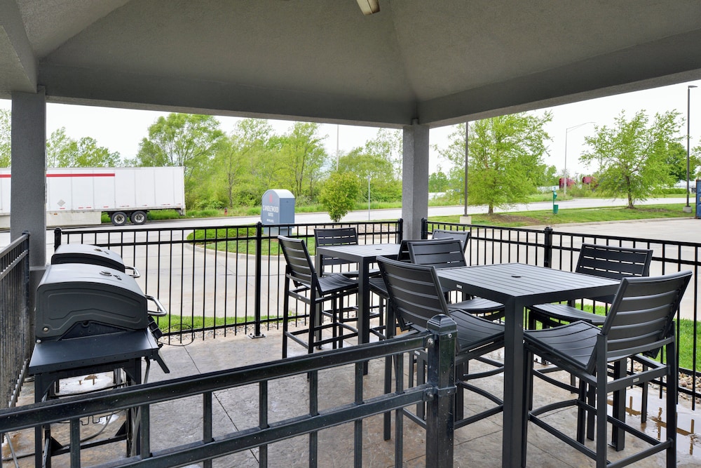 Candlewood Suites Northeast Kansas City by IHG - photo 46