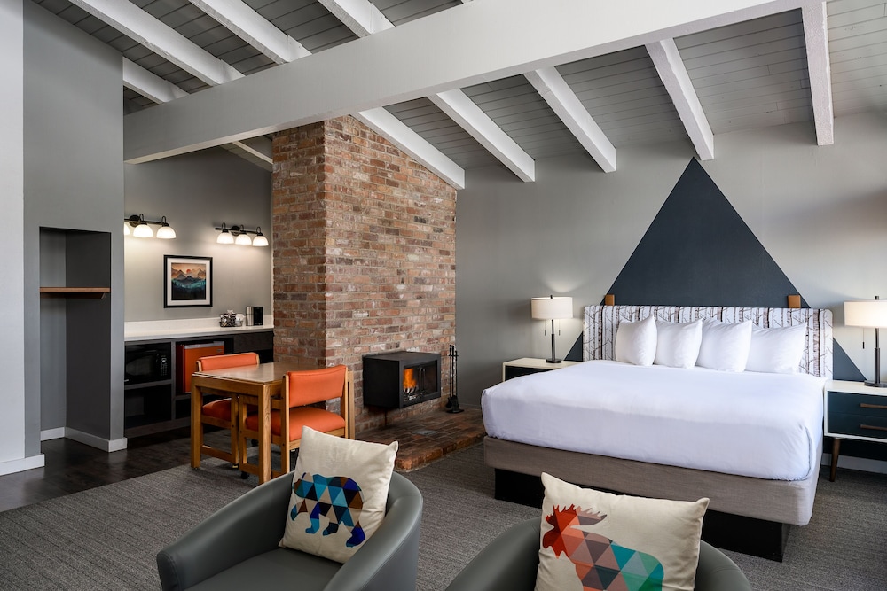 Tamarack Lodge - photo 17