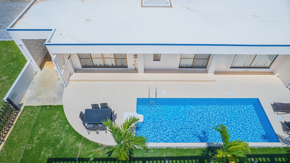 Summer Palace Miyako in Miyakojima, Japan