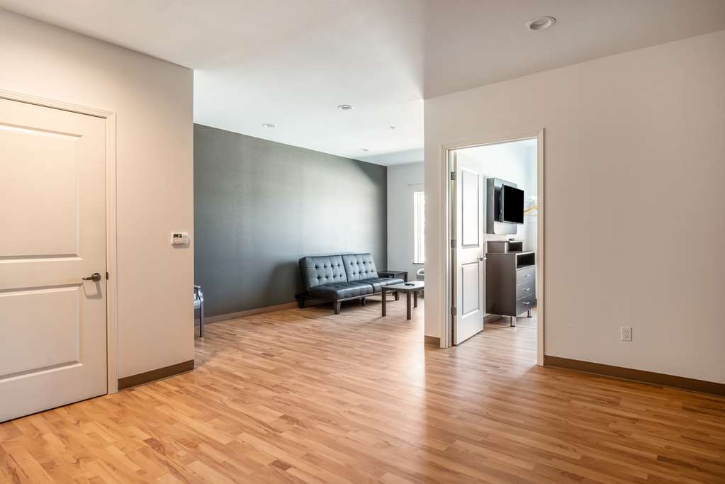 Studio 6 Lake Charles LA - photo 28