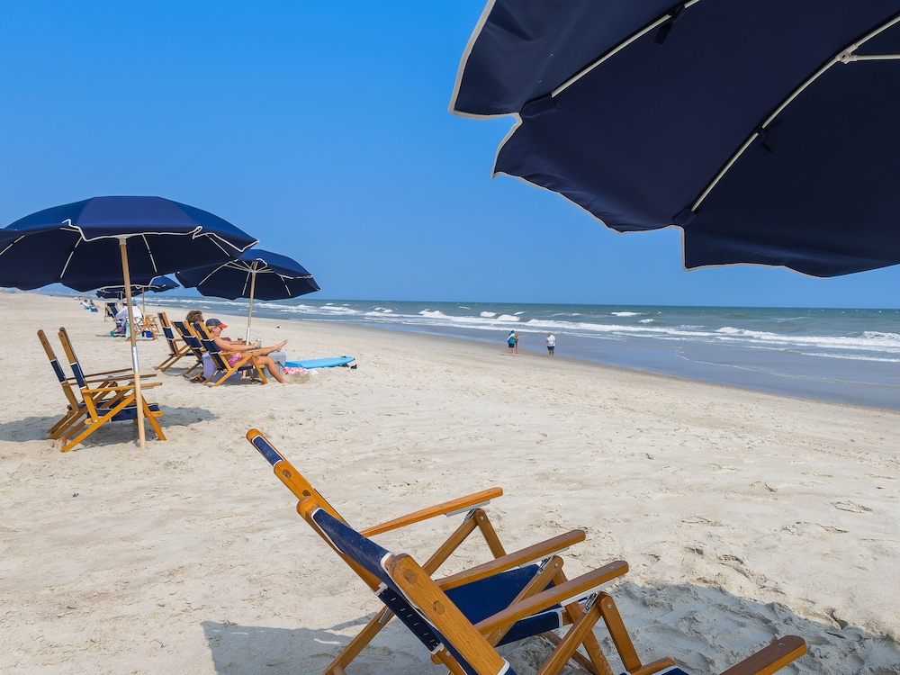Crystal Coast Oceanfront Hotel - photo 23