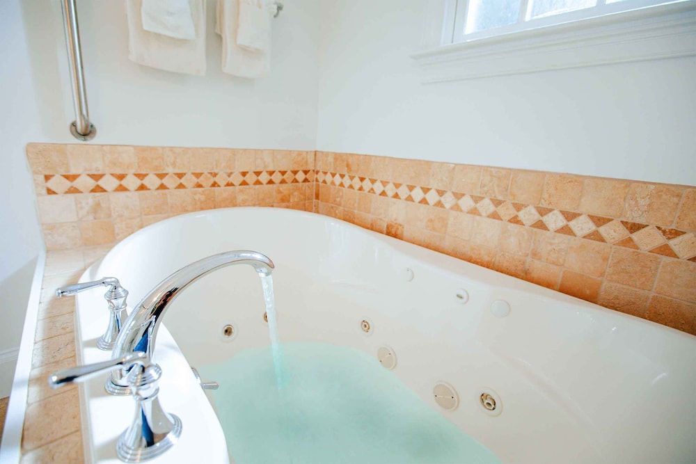 The Provincetown Hotel at Gabriel's - photo 102