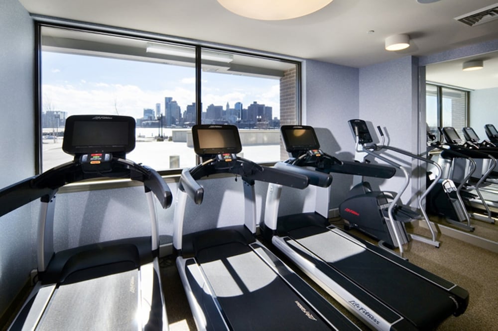 Global Luxury Suites East Boston - photo 41