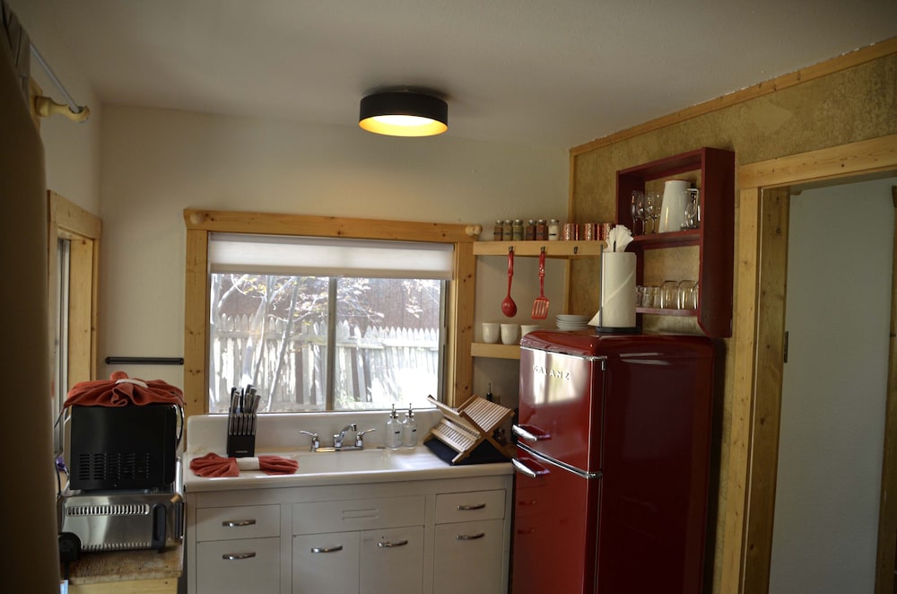 The Woolly Bugger Inn - photo 64