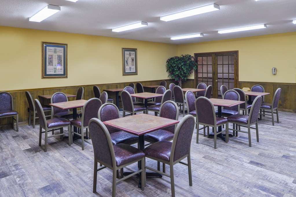 Americas Best Value Inn Wiggins - photo 31