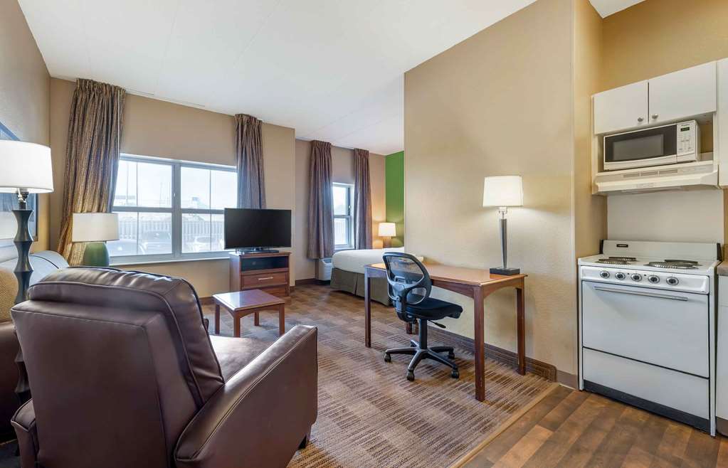 Extended Stay America Suites Chicago O'Hare Allstate Arena - photo 25