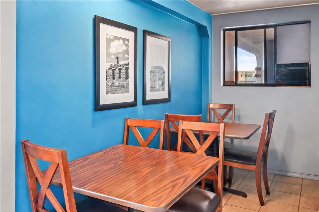 Travelodge by Wyndham Las Vegas NM - photo 13