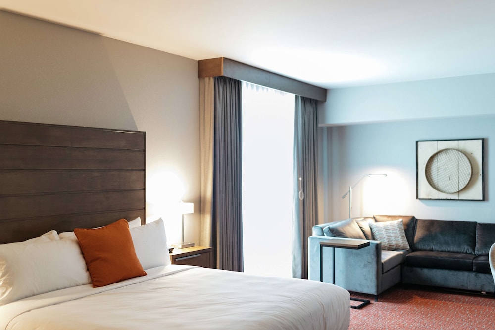 Revel Hotel Des Moines Urbandale Tapestry Collection by Hilton - photo 73