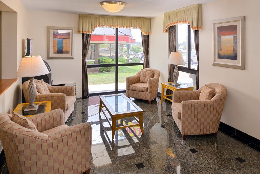 Americas Best Value Inn Collinsville St. Louis - photo 6