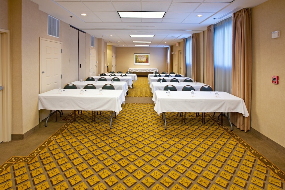 Candlewood Suites Indianapolis Downtown Medical District by IHG - photo 36