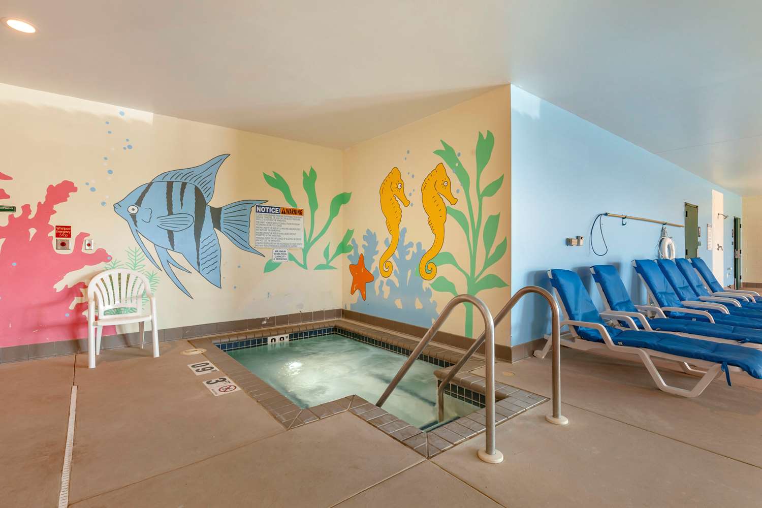 Clarion Suites Central - photo 12