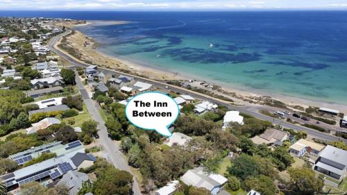 The Inn Between by Wine Coast Holidays — 4-Star Luxury Hotel in Silver Sands, Australia