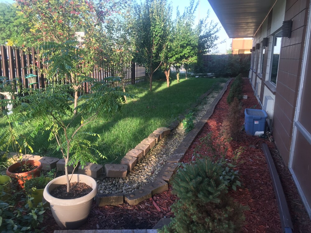 America's Best Inn Urbana Champaign - photo 18