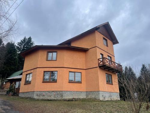 Hill Hut 17459765 — Skole