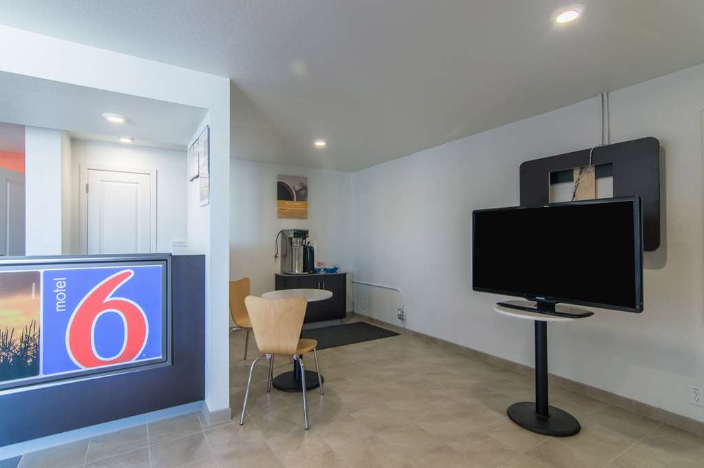 Motel 6 Liberal KS - photo 23