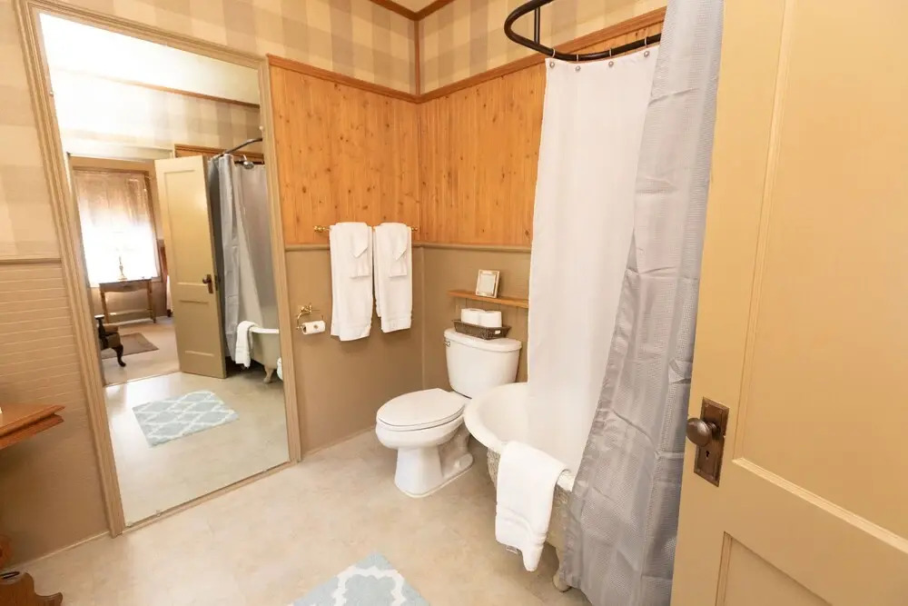 Waybury Inn - photo 26