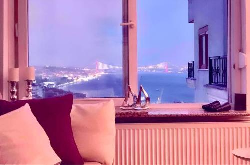 A Million Dollar View of the Bosporus And Balcony — 4-Star Luxury Hotel in Istanbul, Turkey