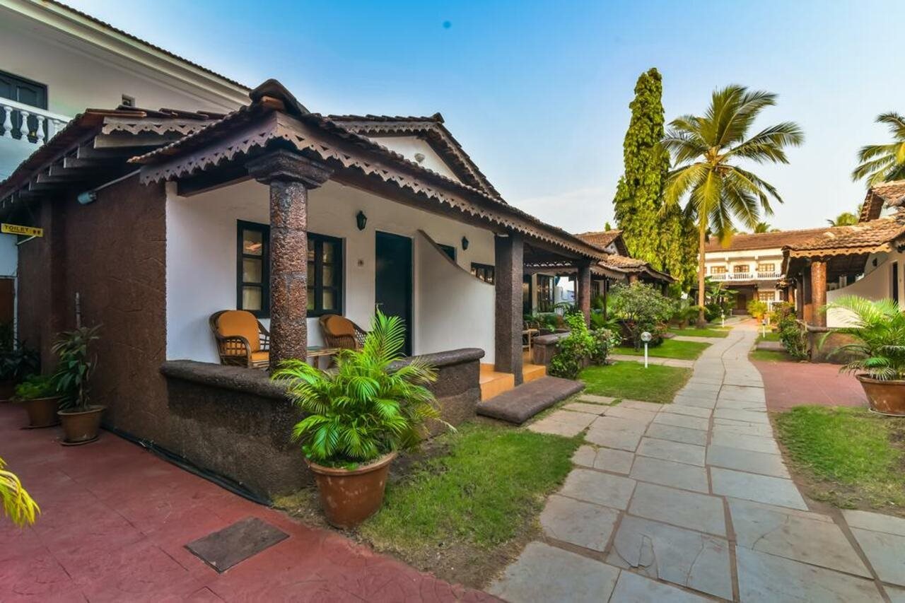 OYO 1444 Silver Sands Holiday Village in Candolim, India