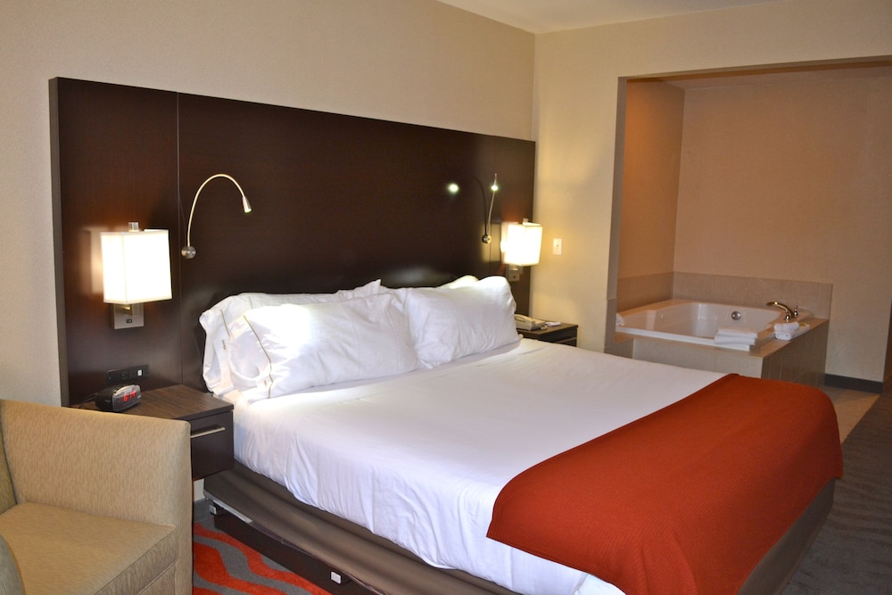 Holiday Inn Express Hotel & Suites Waterford by IHG - photo 9