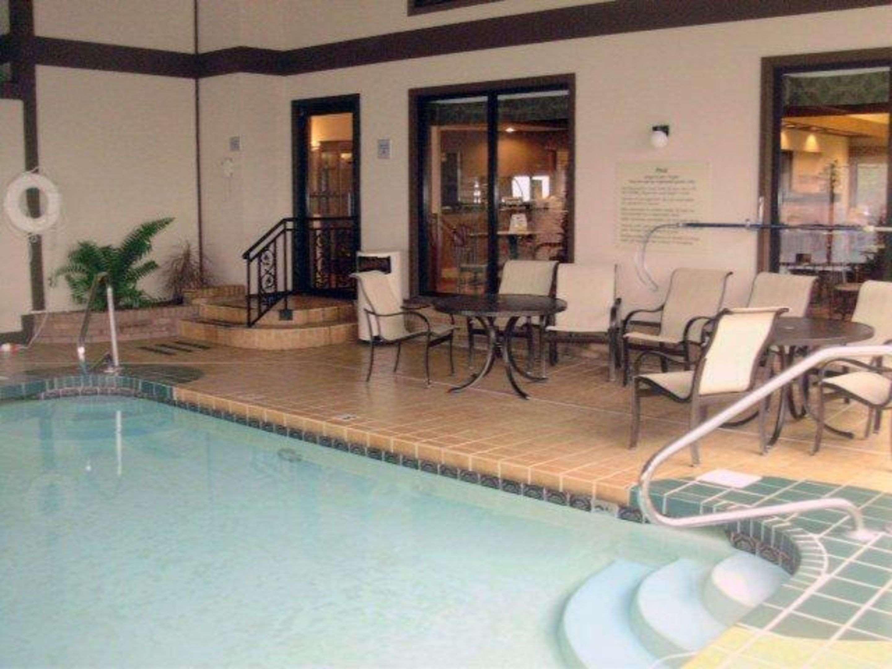Quality Inn & Suites Searcy I 57 - photo 9