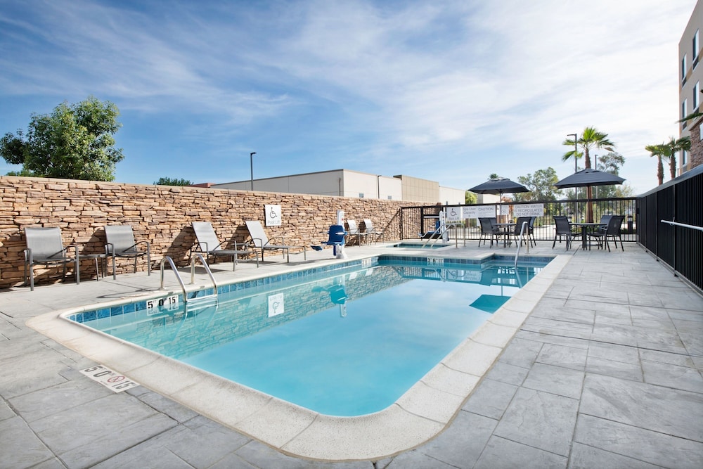 Fairfield by Marriott Inn & Suites Chino - photo 16