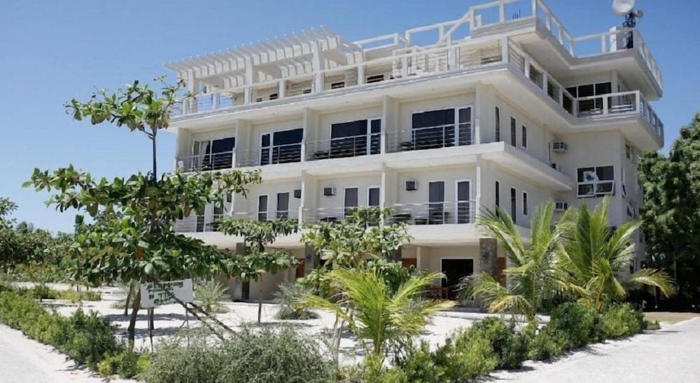 Lakawon Island Resort - carbon neutral hotel in Cadiz