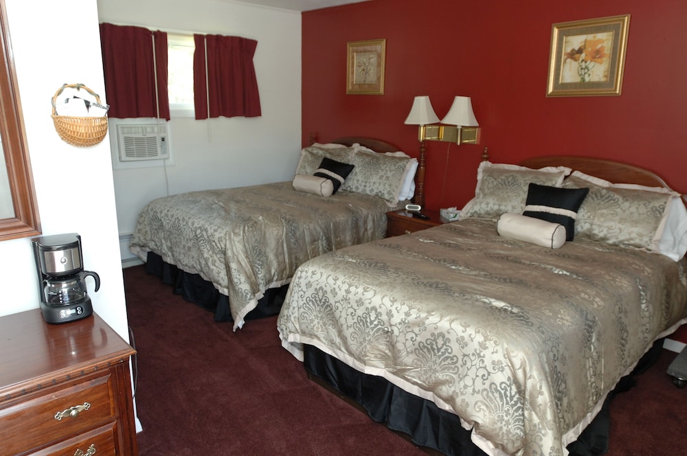 Saco River Motor Lodge & Suites - photo 3