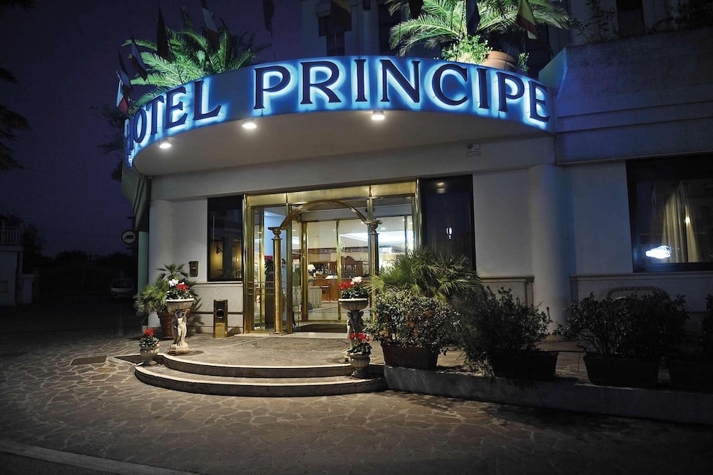 Hotel Principe — hotel in Pomezia